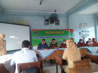 Workshop Pengembangan Kurikulum 