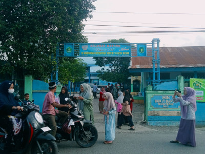 MIN 10 Aceh Besar Berbagai Takjil Ramadhan 1445H